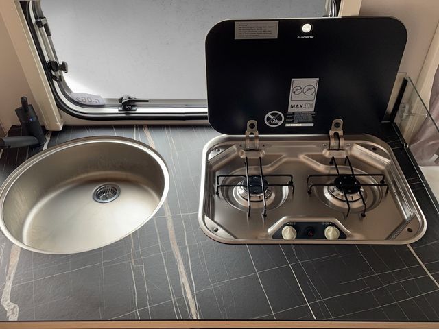 HYMER ERIBA HYMERCAR Touring 430 Urban Markise Dusche Komfort-Paket