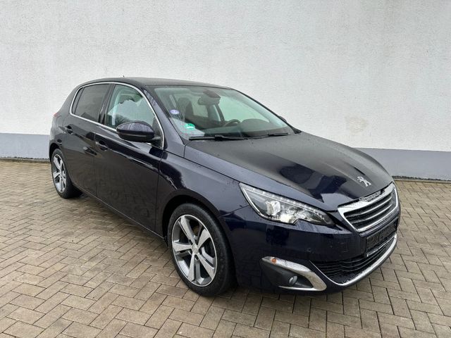 Peugeot 308 Allure/LED/Navi/Panorama/