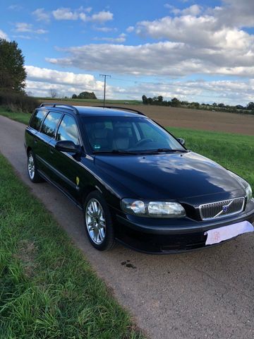 Volvo V70 T5, LPG, 250PS, neue Handynummer s. Be...