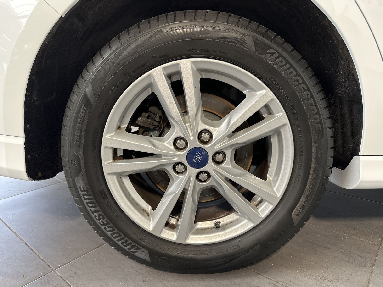 Fahrzeugabbildung Ford S-MAX 2.0 EB Aut. Titanium 7-Sitzer NAV+LED+AHK