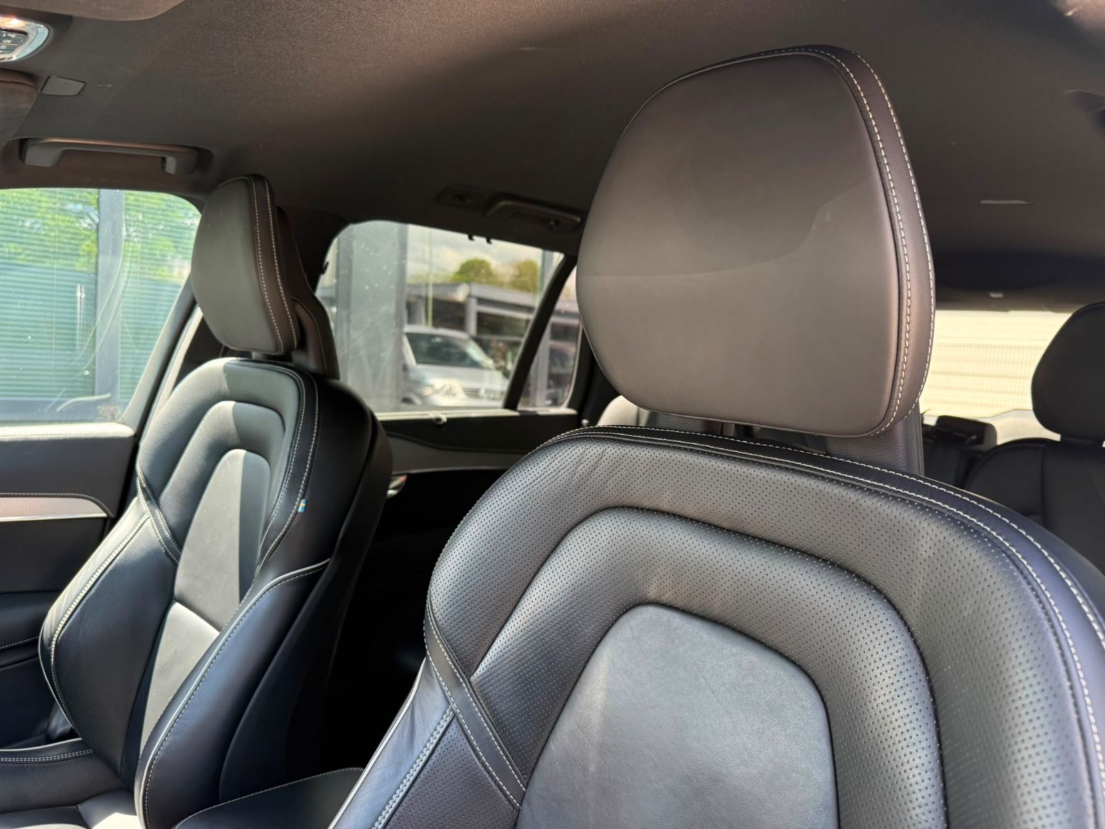 VOLVO XC 90 XC90 R Design AWD*Harman&Kardon*AHK*Xenium Paket, Ansicht 10