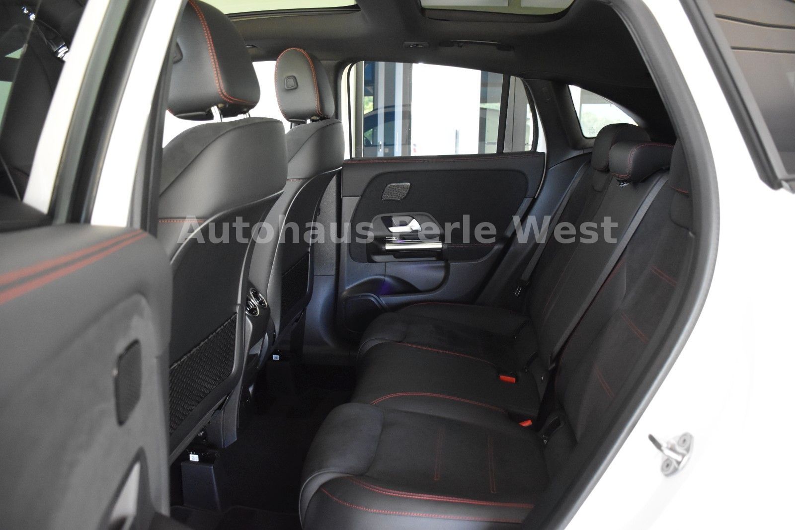 Mercedes-Benz GLA 220 d 4Matic 8G-DCT AMG LINE PANO 360CAM LED foto 18