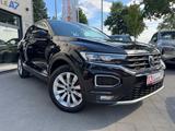 Volkswagen T-Roc 1.5 TSI ACT OPF DSG Sport *1. Hand* - VW T-Roc Gebrauchtwagen in Hannover