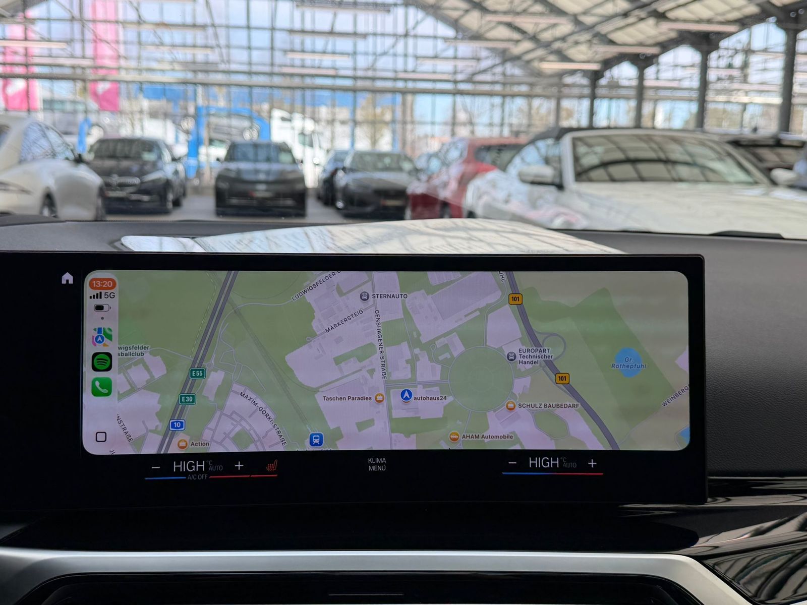 BMW 320 e   LED|ParkAssist|Sitzhzg foto 11
