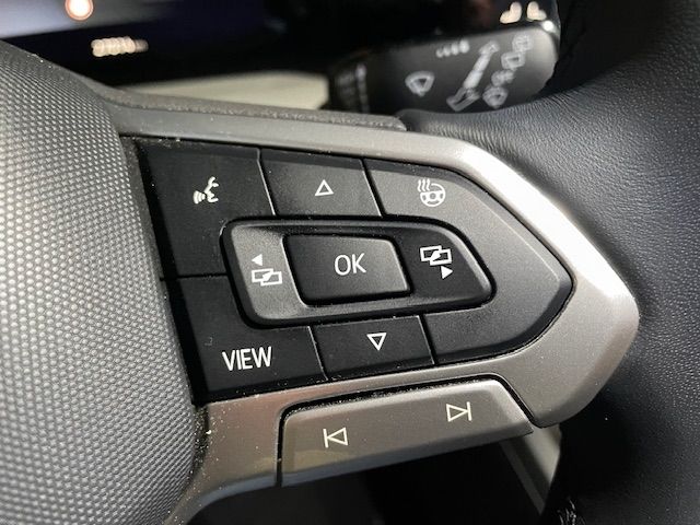 Golf 1.5 TSI VIII Move Navi Keyless Start LED AC