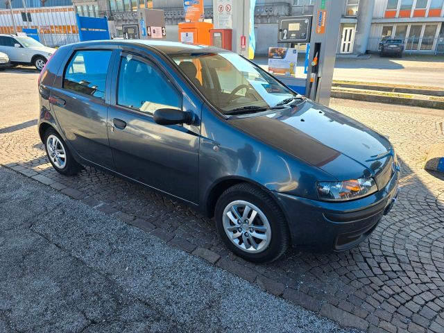 Fiat Punto 1.2i 16V cat 5 porte HLX con 330.000k