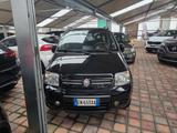 Fiat Panda 1.3 MJT 16V DPF 4x4 Climbing - Fiat Panda Climbing mit Diesel-Antrieb