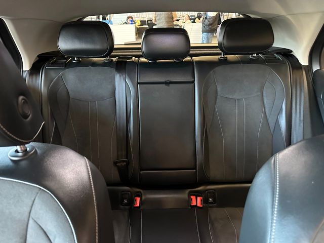 MYAUTOCENTER – Gebraucht- und Jahreswagen mit Werkstattservice in Pfaffenhofen Volkswagen T-Roc Style *1.HAND*19%MWST*ALCANTARA*CARPLAY*