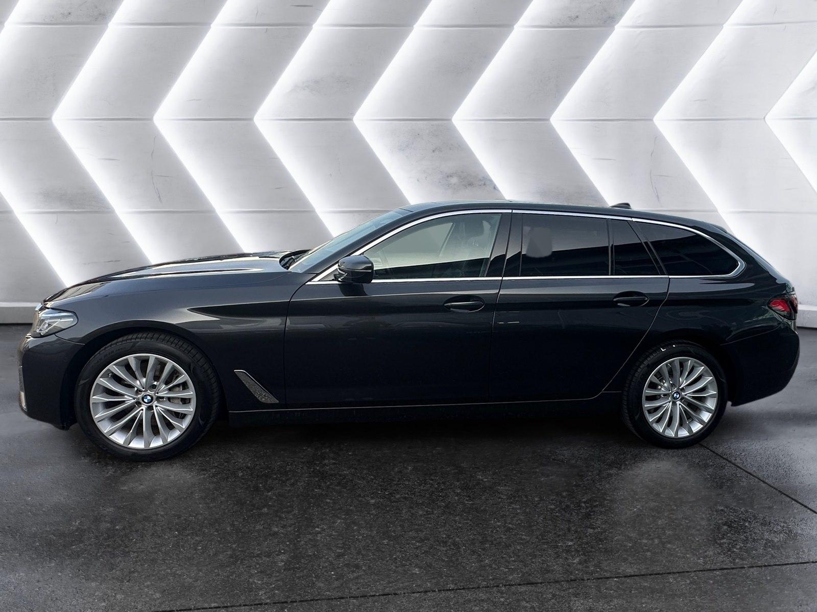 BMW 540d xDrive A Luxury Line Head-Up HK HiFi DAB