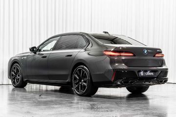 BMW 760 - 10