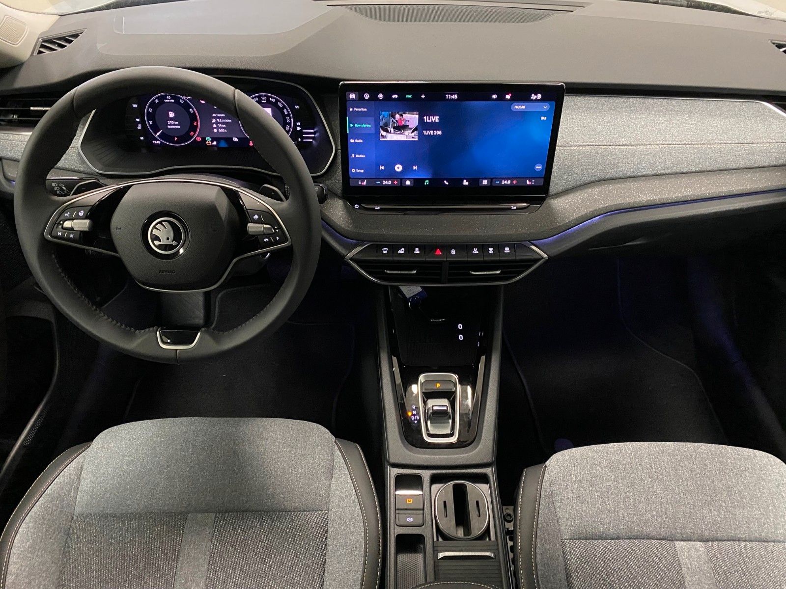 Fahrzeugabbildung SKODA Octavia 1.5 TSI MHEV 110kW DSG Selection+Matrix+