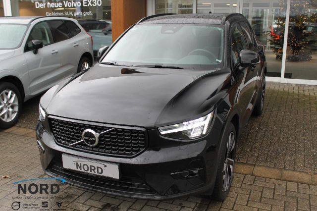 Volvo XC40 B4 Gear. Ultra Dark 2WD/Pano.-D/360°/ACC