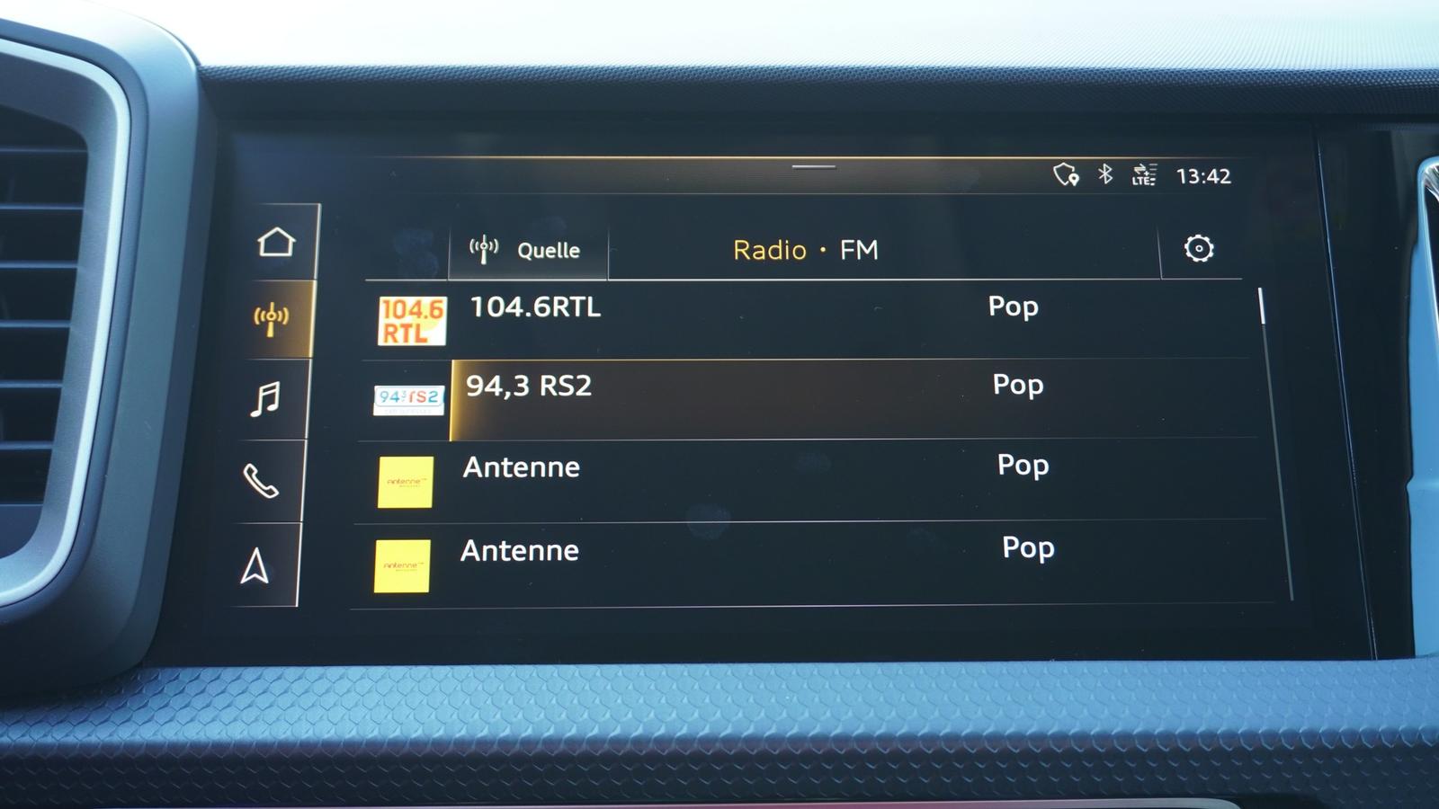 Audi A1 Sportback 40 2.0 TFSI S line LED App-Connect