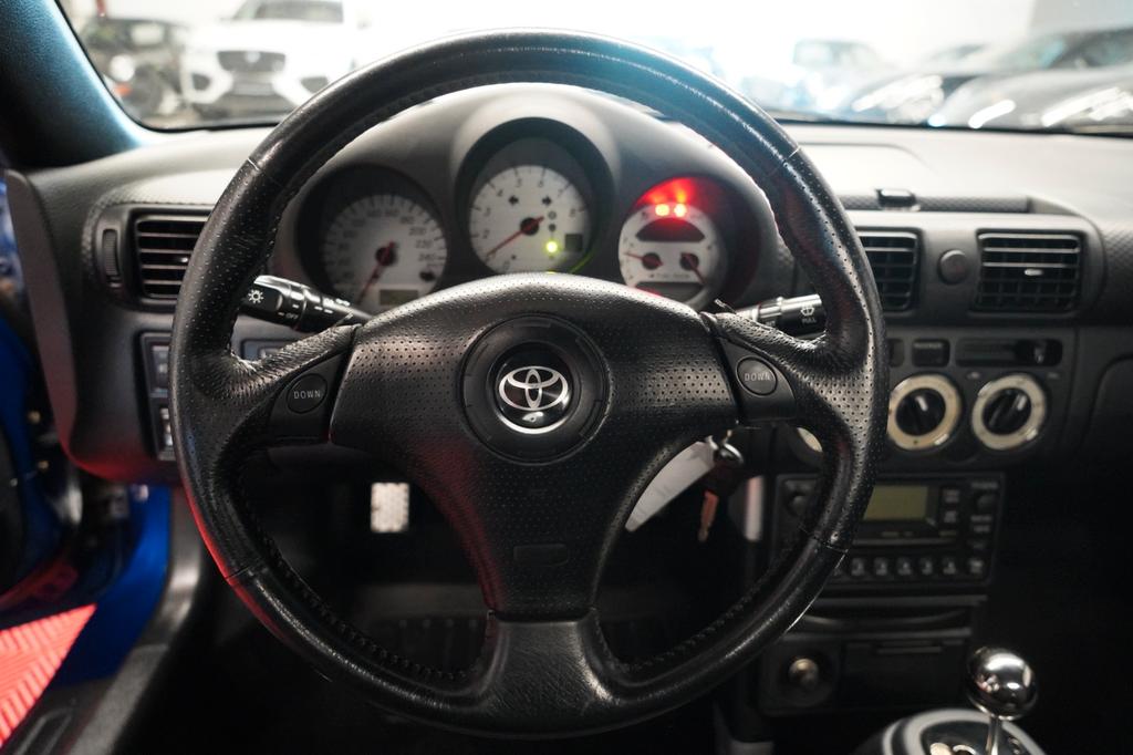 Toyota MR 2