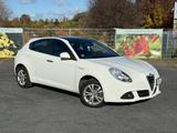 Alfa Romeo Giulietta 1.4 TB 16V - AHK, Panoraama, Kamera