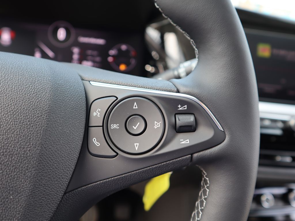 Fahrzeugabbildung Opel Grandland 1.2 DI GS+LED+Allwetter+AGR+NaviPro
