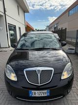 Lancia LANCIA YPSILON 1.3 MJT 75 CV PLATINUM - Lancia Ypsilon Platinum mit Diesel-Antrieb