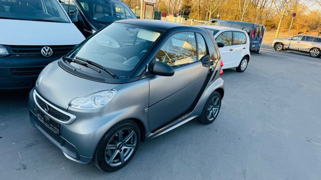 Smart ForTwo coupe Hybrid NAVI PDC SD LEDER KLIMA