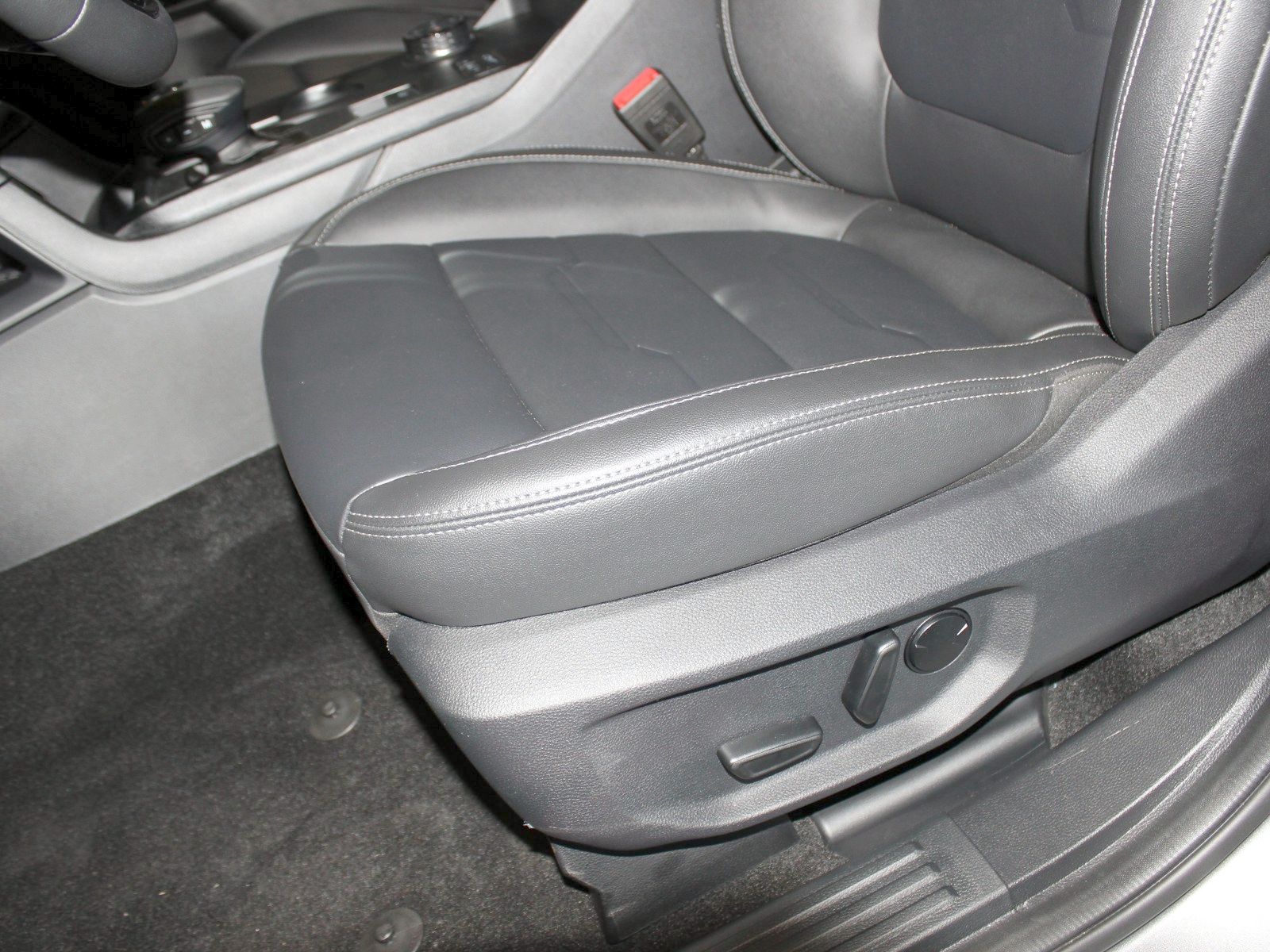 Fahrzeugabbildung Ford Ranger Plug-in-Hybrid Limited e-4WD Doppelkabine