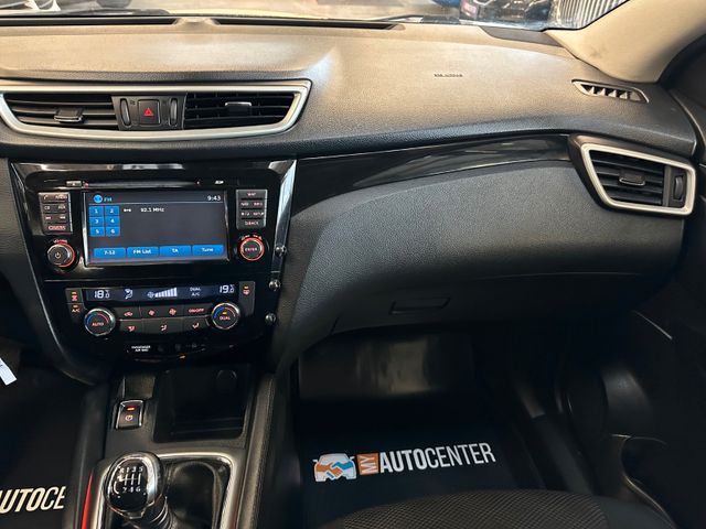 Nissan Qashqai Acenta 4x4 *AHK*Kamera*Navi*