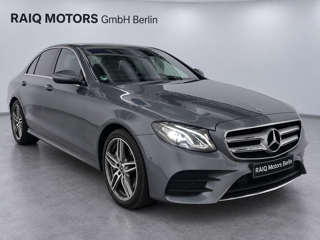 Image of Mercedes-Benz E 300