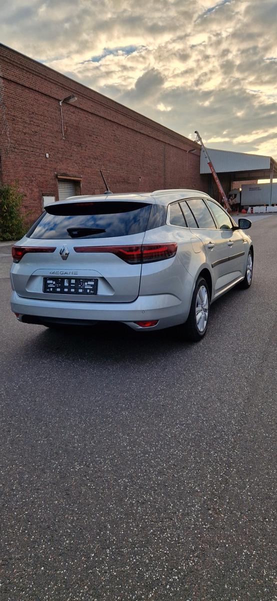 Renault Megane IV Grandtour, Diesel, TüV 07/2028