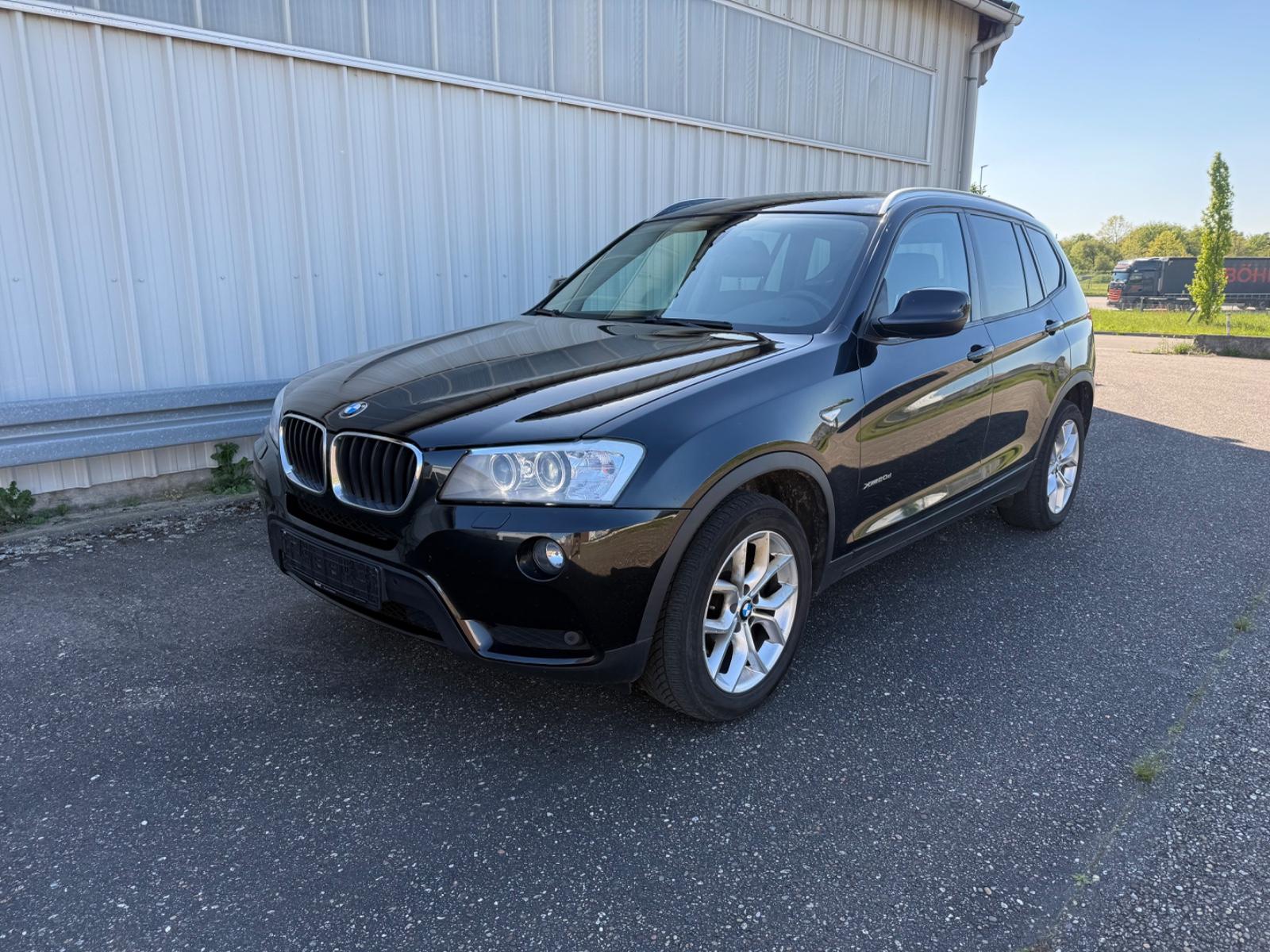 BMW X3 xDrive 20 d VOLL LEDER , NAVI,XENON,PDC