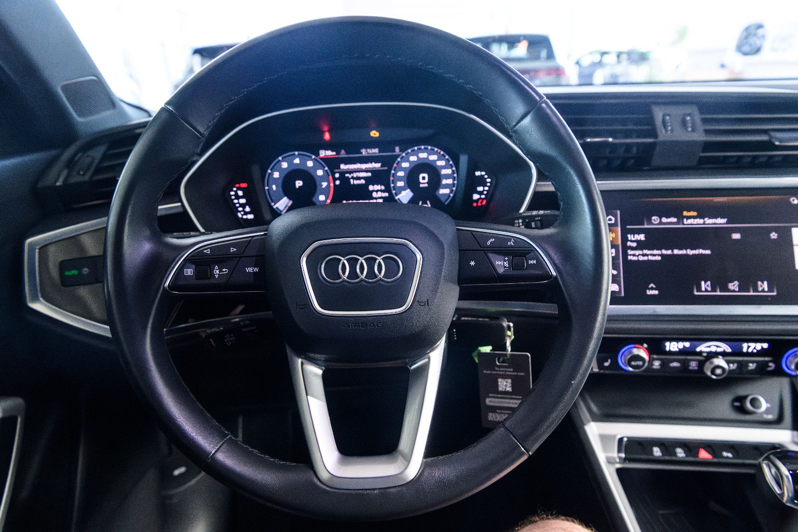 Fahrzeugabbildung Audi Q3 35 TFSI advanced +LED +elektr. Klappe
