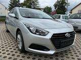 Hyundai i40 cw blue Classic - Hyundai i40: Classic