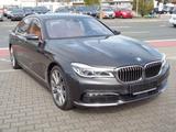 BMW 750 Li xDrive GSD Chauffeur gepflegt voll - gebrauchte BMW 750 aus dem Jahr 2015