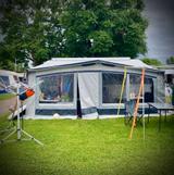 Hobby Deluxe 540 KMFe Stockbetten, Vorzelt, Markise.. - Hobby schwarz