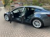 Tesla Model 3 Allradantrieb mit Dualmotor Long Ran... - Tesla Model 3 in Berlin