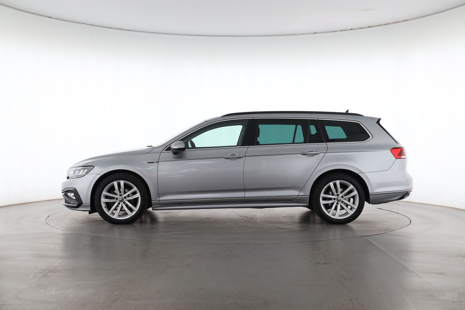 Volkswagen Passat Variant - Bild 3