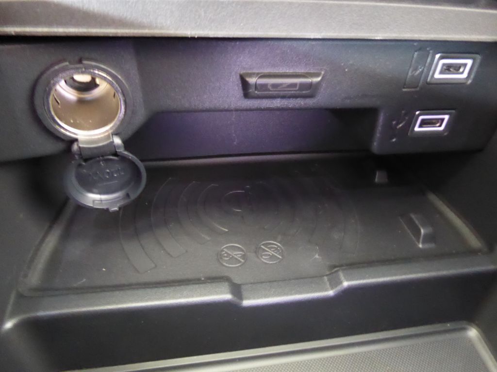 Fahrzeugabbildung Opel Astra Ultimate 1.2 Turbo Aut.+Panorama+LED+HUD+