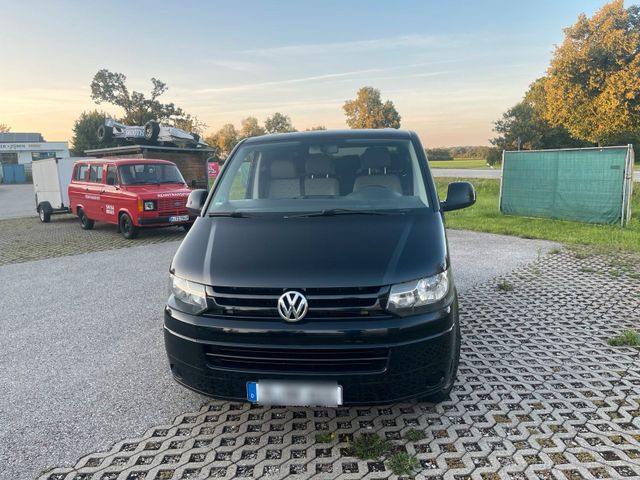 Volkswagen Vw 9 Sitze mit Klima Anlage