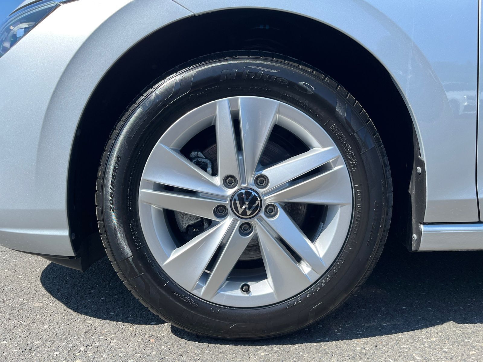 Volkswagen Golf - Bild 8