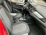 BMW 218i Active Tourer-UNFALLFREI-SERVICE NEU-NAVI - gebrauchte BMW 218 Active Tourer aus dem Jahr 2015