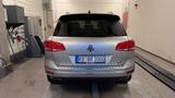 Volkswagen Touareg 3.0 V6 TDI SCR Tiptronic BMT BlueMot... - silberne Volkswagen Touareg