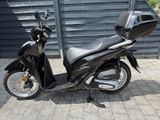 Honda SH 150i Top Zustand - Offers matching your search criteria