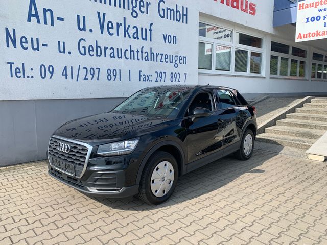 Audi Q2 35 TDI quattro / NAVI/Kamera/Temp