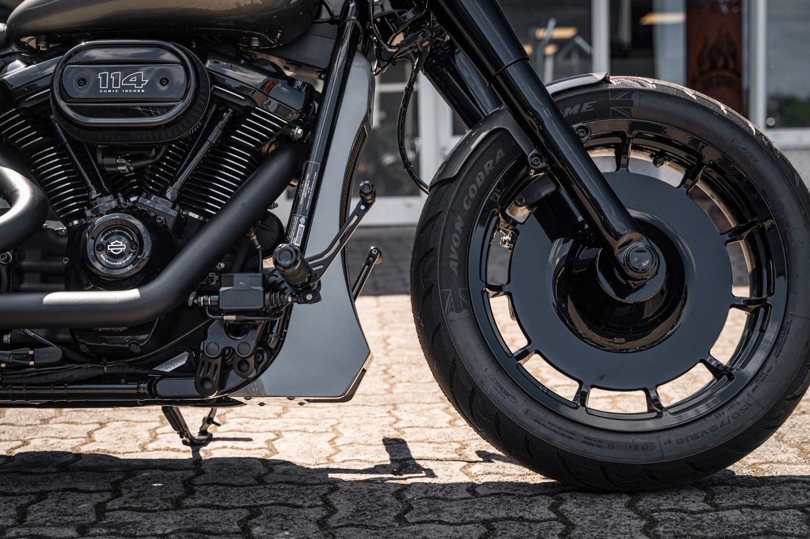 Fahrzeugabbildung Harley-Davidson DARK FAT BOY FLFBS 114 MY24 - ÖHLINS PORSCHE J&H