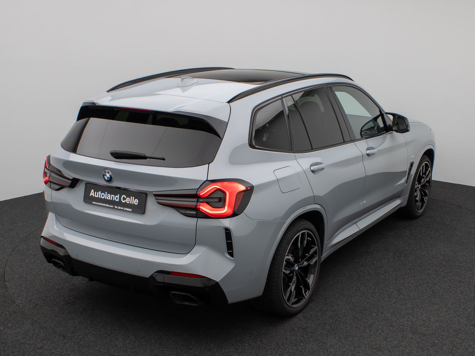 Fahrzeugabbildung BMW X3 M40d Kamera Laser Panorama HUD DAB HiFi AHK