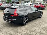 Volvo V60 B4 B DKG Plus Dark mit Business-Paket - Volvo V60 in Mönchengladbach