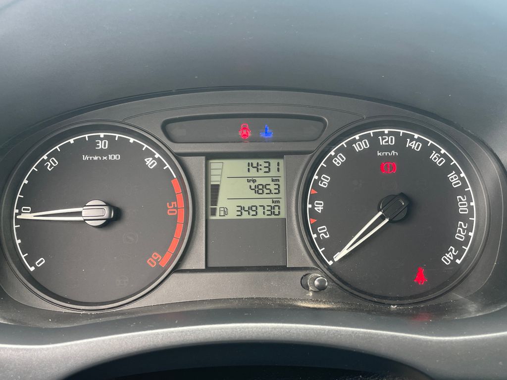 SKODA Fabia 9