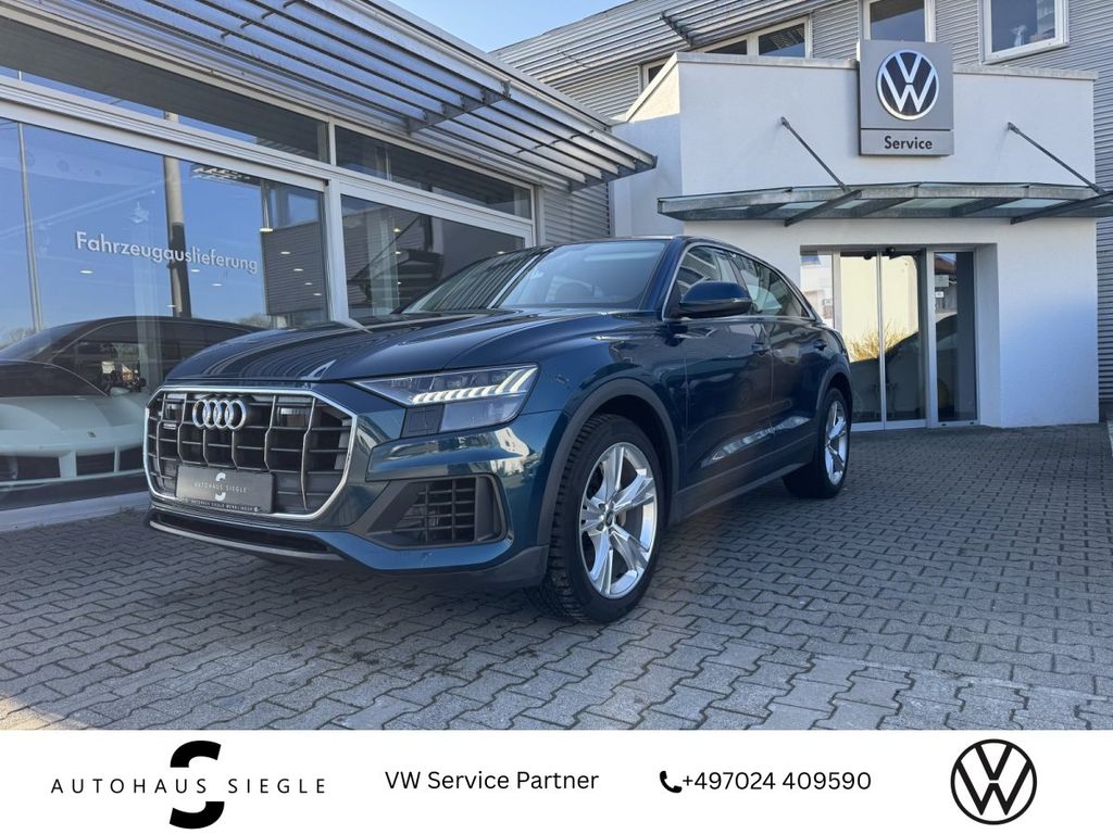 Image of Audi Q8