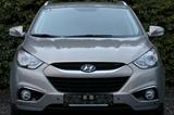 Hyundai ix35 4wd 2.0 Automatik*PDC*NAVI*ALLRAD - Hyundai ix35 in Düsseldorf