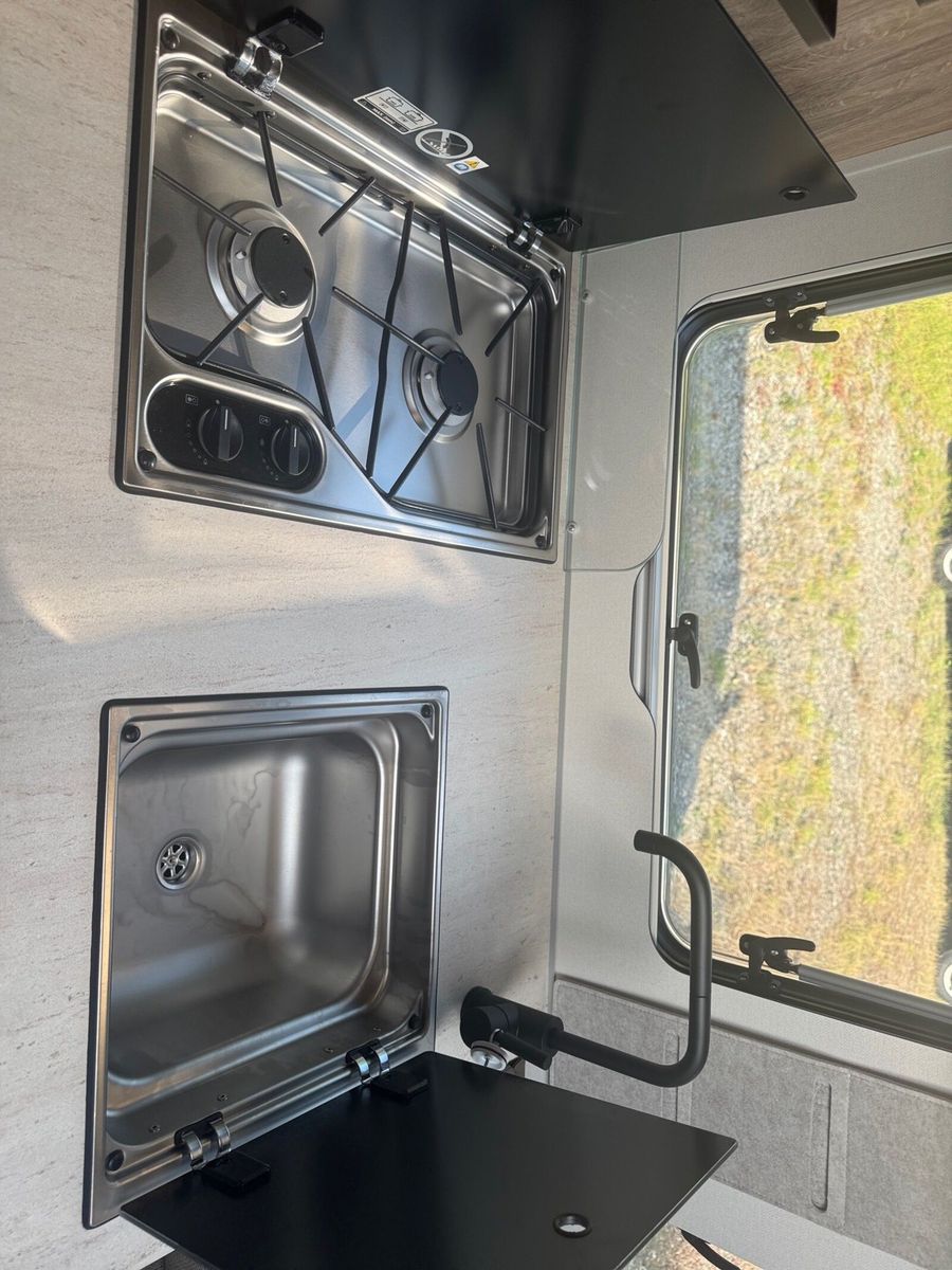 Fahrzeugabbildung Eura Mobil Integra Line IL 720 EF SAT, SOLAR, LUFTFEDERUNG