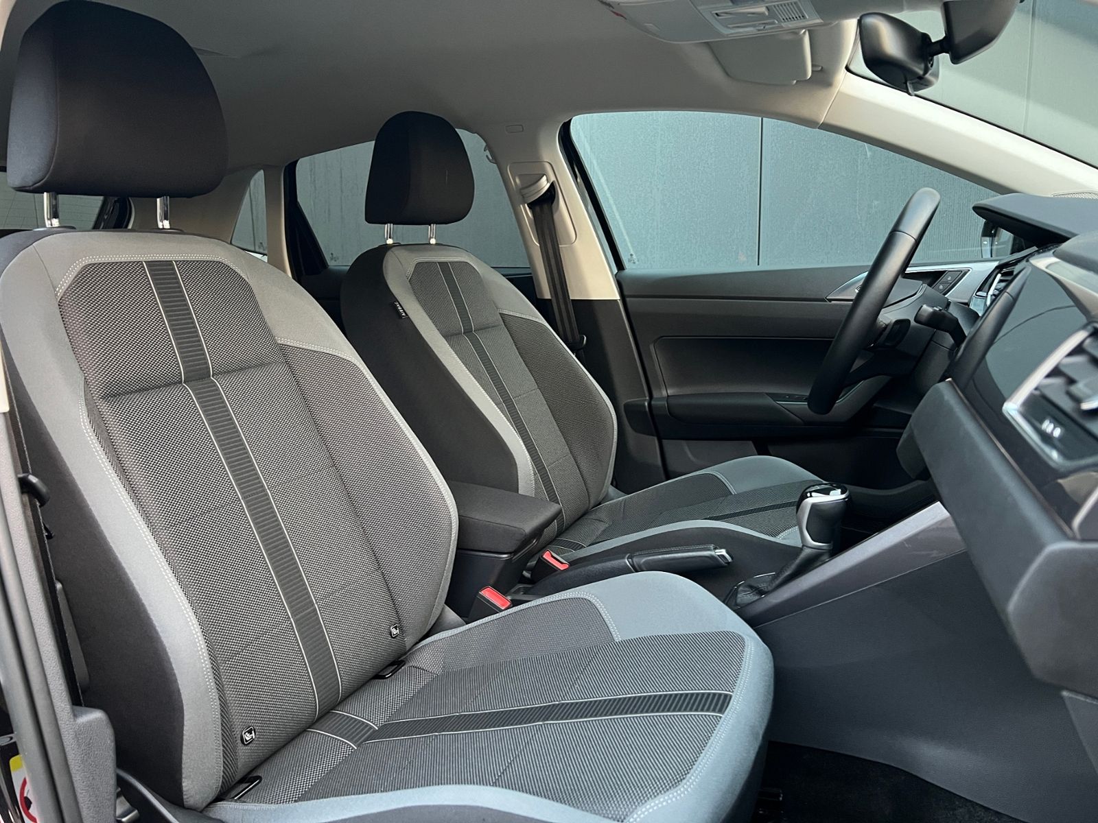 Fahrzeugabbildung Volkswagen Polo Style 1.0 TSI DSG *IQ.Drive-Paket, IQ.Light