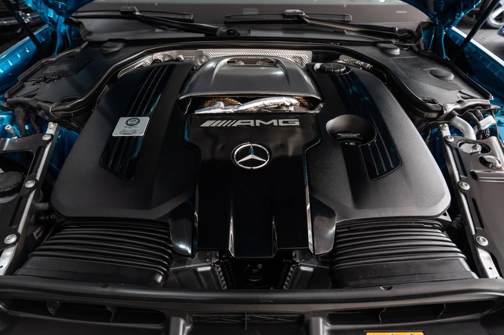 Mercedes-Benz SL 63 AMG