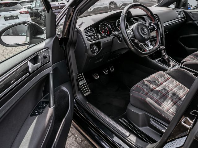 Volkswagen Golf VII GTI Performance BMT Navi Winterräder